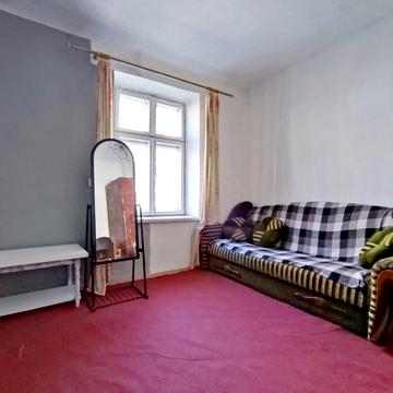 Миколи Лисенка вул., 11