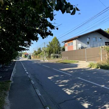 Олександрівська вул., 22