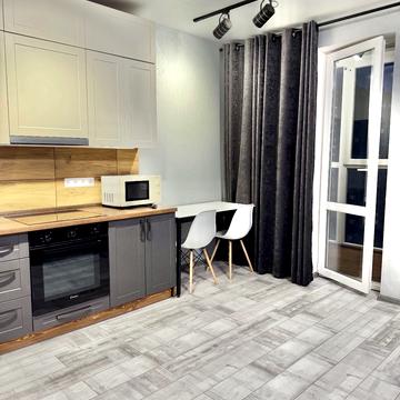 Воскресенська вул., 12-А