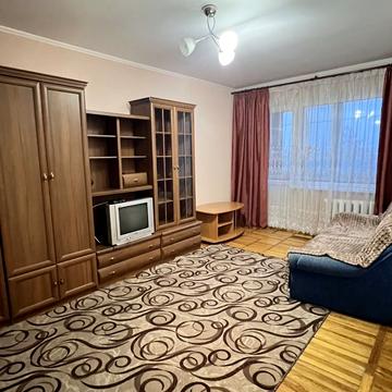 Фабрична вул., 24