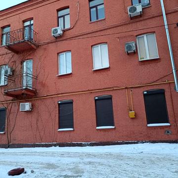 Соборна пл. (Жовтнева), 1