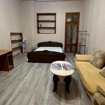 Михайля Семенка вул. (Чайковська), 16