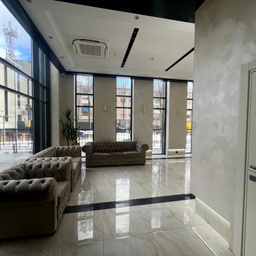 Космонавтів просп., 49