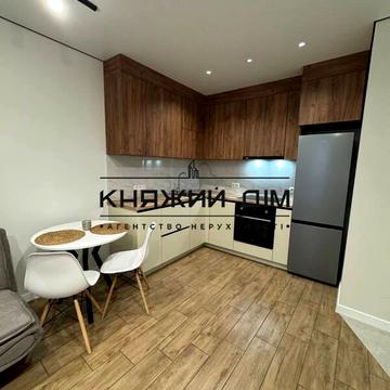 Олександра Олеся вул., 10