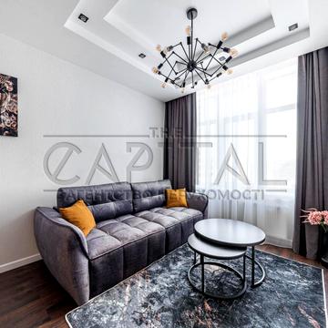 Андрія Верхогляда вул. (Михайла Драгомирова), 16