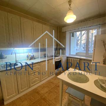 Князів Острозьких вул. (Московська), 17/2