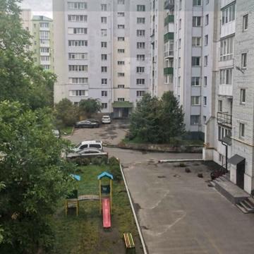 Зарічанська вул., 52