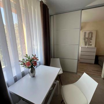 Богдана Хмельницького просп. (Героїв Сталінграда), 229