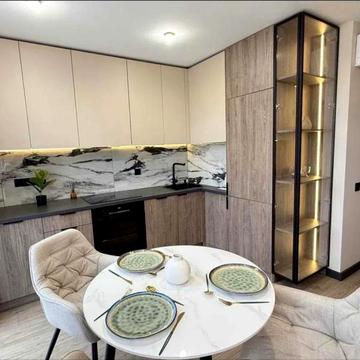 Володимира Янева вул., 25