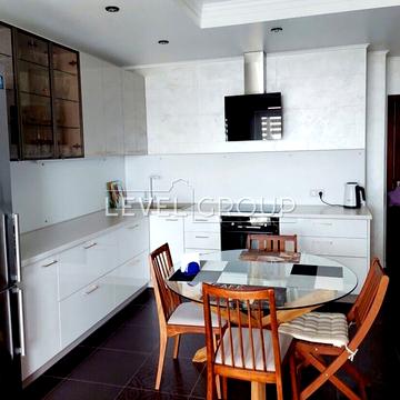 Миколи Руденка бульв. (Кольцова), 14-Ж