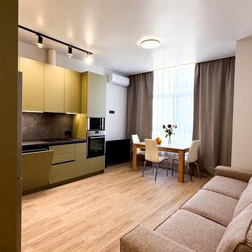 Микільсько-Слобідська вул., 11