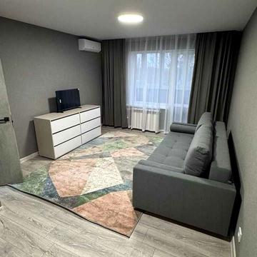 Михайла Котельникова вул., 51-А