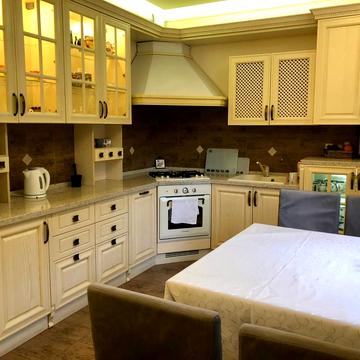 Маряна Панчишина вул., 12