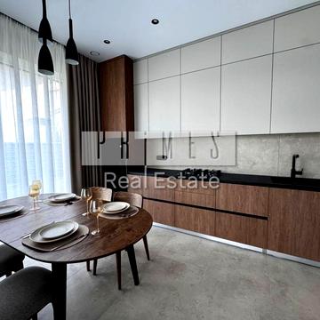 Центральна вул.