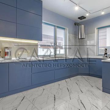 Фастівський