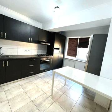 Джона Ленона вул., 3