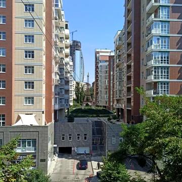 Василя Тютюнника вул. (Анрі Барбюса), 56