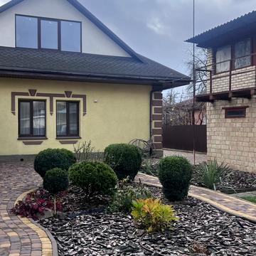 Академіка Єфремова вул. (Чапаєва)