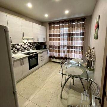 Європейського Союзу просп. (Правди), 43-А