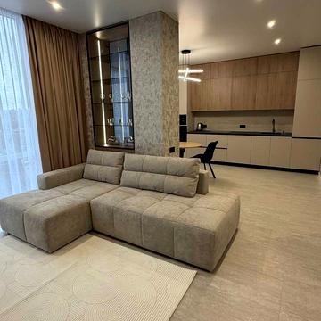 Добровольців пров., 21