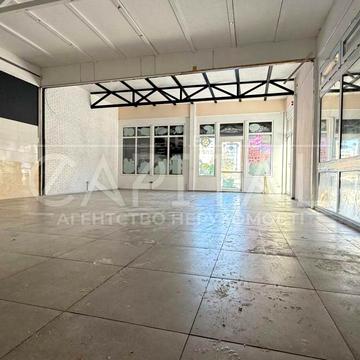 Героїв Небесної Сотні вул., 4