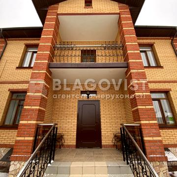 Василя Сухомлинського вул., 26