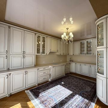 Антона Кущинського вул. (Степана Дьолога), 4-Б