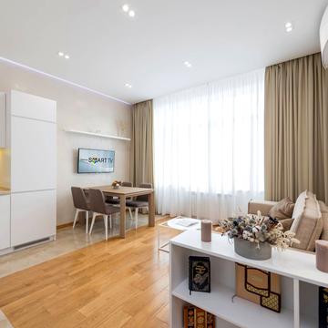 Андрія Верхогляда вул. (Михайла Драгомирова), 17