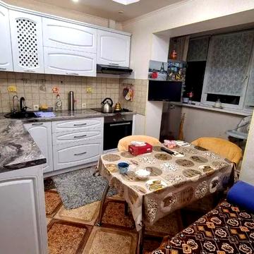 Ревуцького вул., 19/1