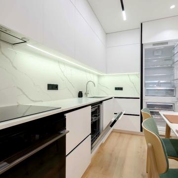 Микільсько-Слобідська вул., 10