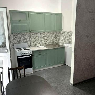 Івана Мазепи просп. (Петровського), 31