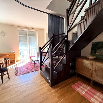 Олекси Довбуша вул., 1