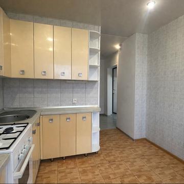 Янтарна вул., 75