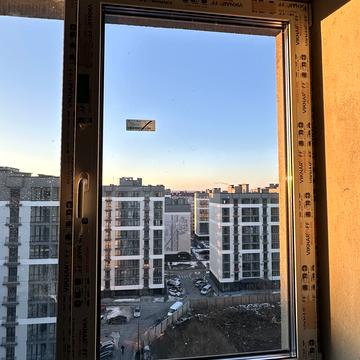 Олександра Довженка вул., (Будинок 9)