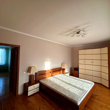 Василя Стуса вул. (Калініна)