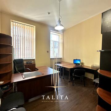 Маєра Балабана вул., 23