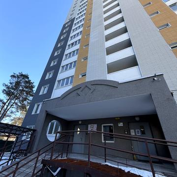 Бориса Антоненка-Давидовича вул., 1