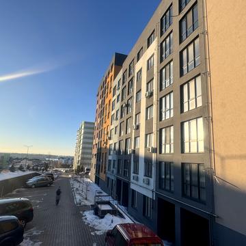 Студентська вул., 34а