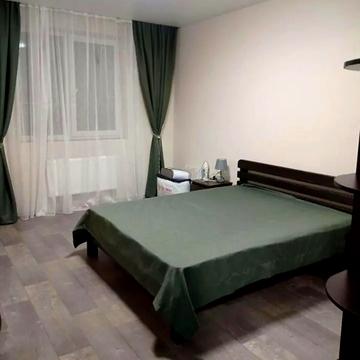 Льва Ландау просп. (50-річчя СРСР), 52-Л