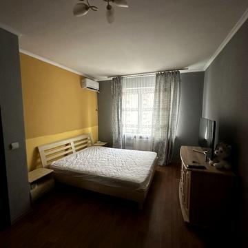 Бориса Гмирі вул., 16