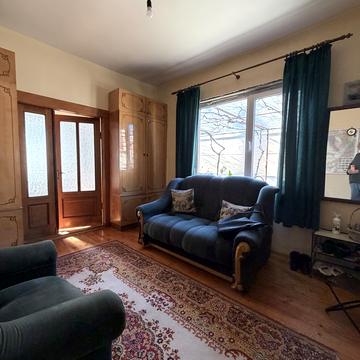 Плеханова вул., 54