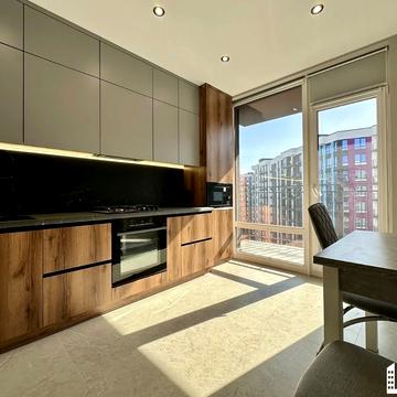 Юліана Пелеша вул., 3