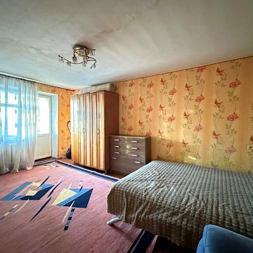 Радісна вул., 21