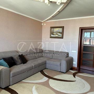 Срібнокільська вул., 1