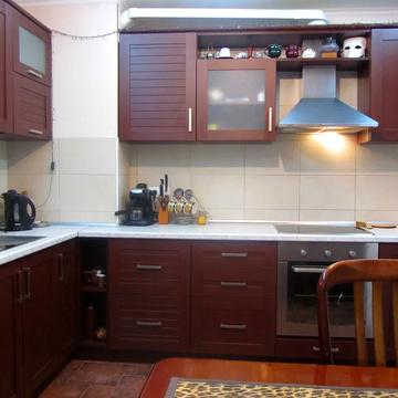 Дарницький бульв., 8