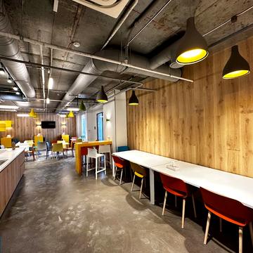 Саксаганського вул., 70/16