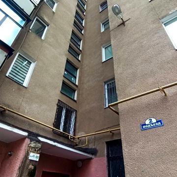 Панаса Мирного вул., 33