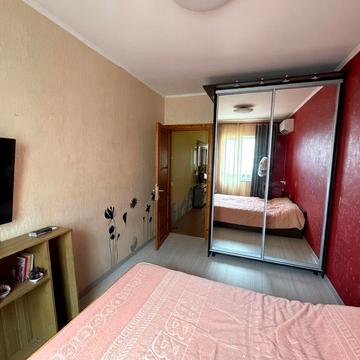 Варненська вул., 23