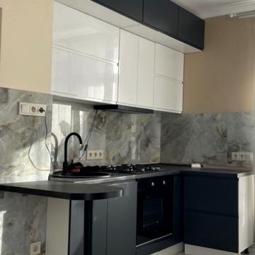 Фріца Гленца вул., 8