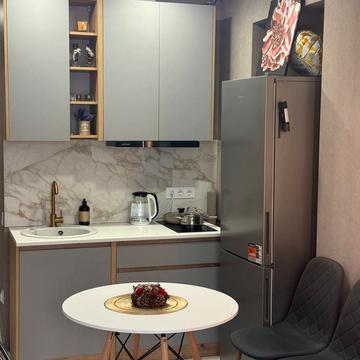 Богдана Хмельницького просп. (Героїв Сталінграда), 229